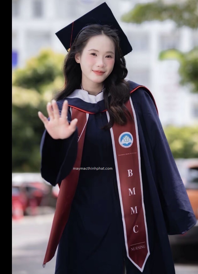 Áo cử nhân giá rẻ Hcm Áo cử nhân giá rẻ Hcm