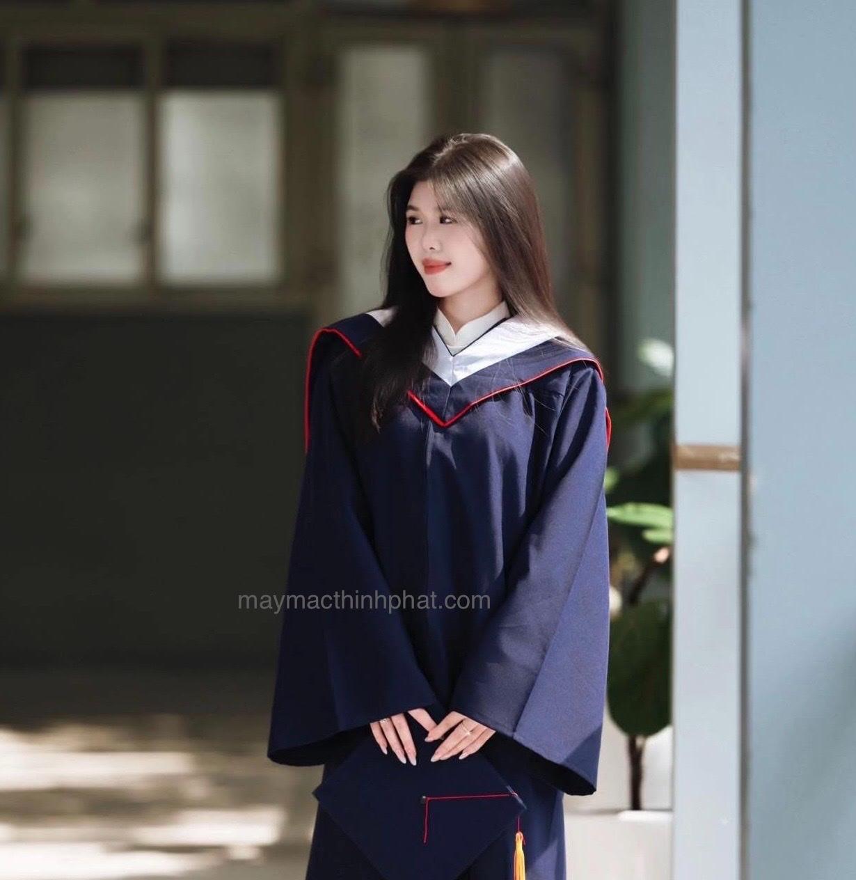 áo cử nhân quốc tế